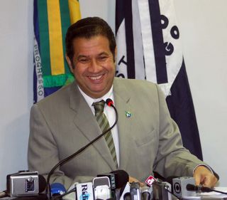 Ministro Carlos Lupi durante coletiva sobre seguro desemprego.