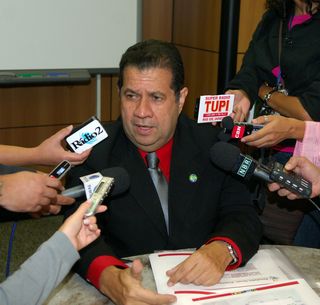 Ministro Carlos Lupi durante coletiva apos divulgaçao da rais 2008.