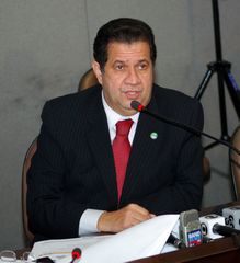 Ministro Carlos Lupi durante coletiva apos divulgaçao do caged de julho de 2010.